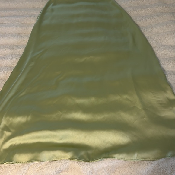 Na-kd green satin maxi skirt size 36 - Picture 4 of 6